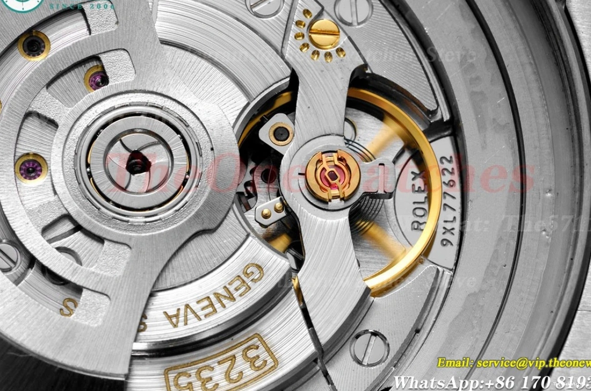 dweller APF SS 126660 VR3235 Black DeepSea 44mm Dot SS 0407